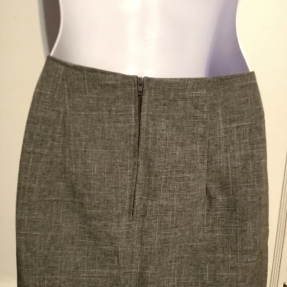🛍️ BUNDLE ONLY🛍️NY INVASION LADIES GRAY MAXI SKIRT